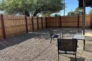 2502 N 29th Pl, Phoenix, AZ 85008 - Photo 15