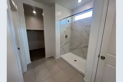 15645 W Desert Hollow Drive, Surprise, AZ 85387 - Photo 11