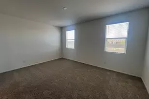 15645 W Desert Hollow Dr, Surprise, AZ 85387 - Photo 9