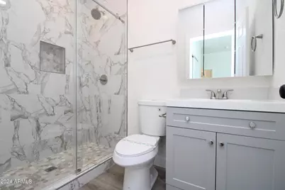 1306 E Purdue Avenue #Unit 4, Phoenix, AZ 85020 - Photo 7