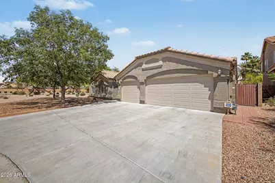 221 S Quartz Street, Gilbert, AZ 85296 - Photo 3
