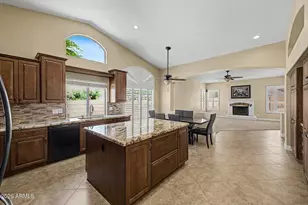 221 S Quartz St, Gilbert, AZ 85296 - Photo 19