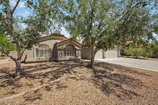 221 S Quartz St, Gilbert, AZ 85296 - Photo 5