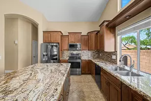 221 S Quartz St, Gilbert, AZ 85296 - Photo 19