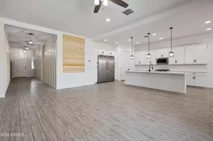18868 W Laurel Ln, Surprise, AZ 85388 - Photo 7