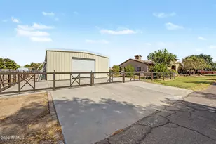 11102 E Victoria St, Chandler, AZ 85248 - Photo 57