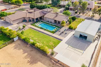 11102 E Victoria Street, Chandler, AZ 85248 - Photo 1