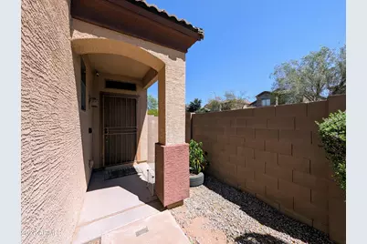 6525 S 37th Lane, Phoenix, AZ 85041 - Photo 7