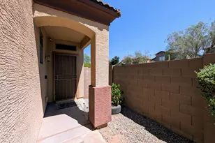 6525 S 37th Ln, Phoenix, AZ 85041 - Photo 7