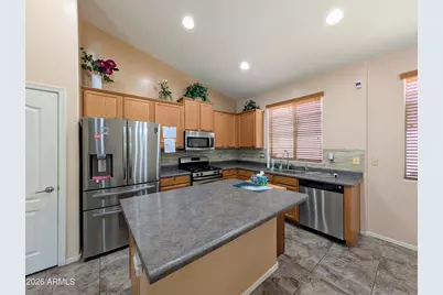 6525 S 37th Lane, Phoenix, AZ 85041 - Photo 15
