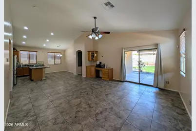 6525 S 37th Lane, Phoenix, AZ 85041 - Photo 11