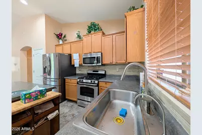 6525 S 37th Lane, Phoenix, AZ 85041 - Photo 19