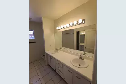 1407 W Glenrosa Avenue, Phoenix, AZ 85013 - Photo 9