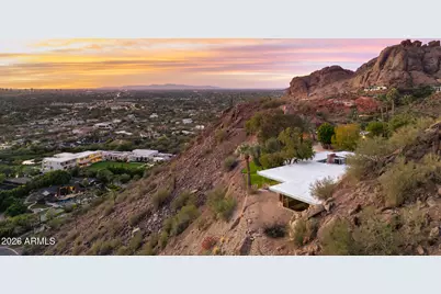 5500 N Dromedary Road #V, Phoenix, AZ 85018 - Photo 9