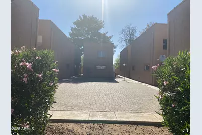 6302 N 64th Drive #12, Glendale, AZ 85301 - Photo 1