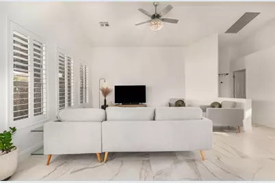 7831 S 27th Way, Phoenix, AZ 85042 - Photo 3