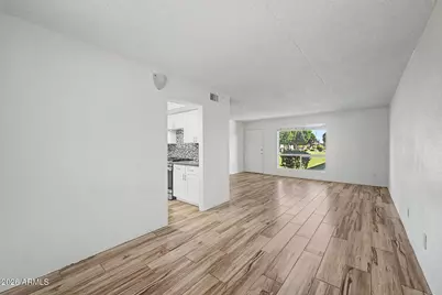 7141 N 16th Street #10, Phoenix, AZ 85020 - Photo 1