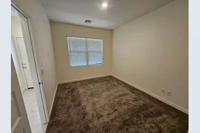 4061 E Pony Lane #Unit 101, Gilbert, AZ 85295 - Photo 13
