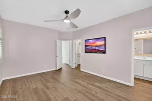 963 S Colonial Dr, Gilbert, AZ 85296 - Photo 17
