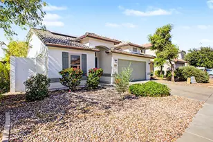 2744 E Dragoon Cir, Mesa, AZ 85204 - Photo 3