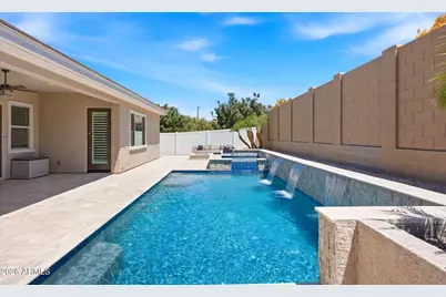 2525 E Pleasant Lane, Phoenix, AZ 85042 - Photo 5
