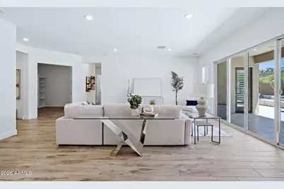2525 E Pleasant Lane, Phoenix, AZ 85042 - Photo 13