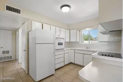 517 N 53rd Place, Mesa, AZ 85205 - Photo 7