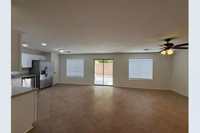 6805 N 130th Avenue, Glendale, AZ 85307 - Photo 9