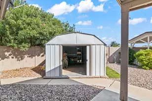 3025 E Bremen St, Phoenix, AZ 85032 - Photo 29