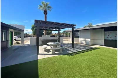 6802 W Glendale Avenue #Unit 10, Glendale, AZ 85303 - Photo 11