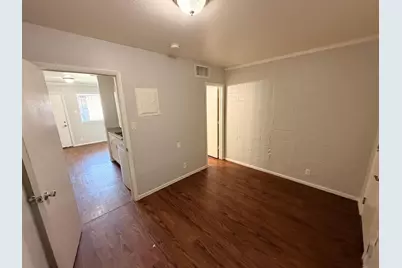 6802 W Glendale Avenue #Unit 10, Glendale, AZ 85303 - Photo 7