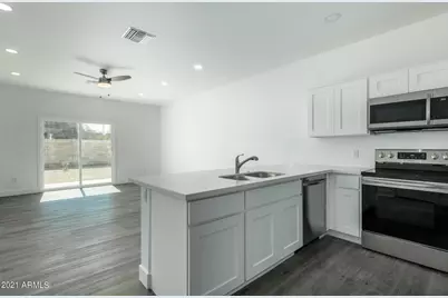 917 S 5th Avenue #Apt 2, Phoenix, AZ 85003 - Photo 3