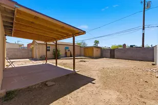 361 E Clarendon Ave, Phoenix, AZ 85012 - Photo 17