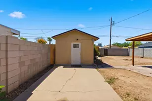 361 E Clarendon Ave, Phoenix, AZ 85012 - Photo 19