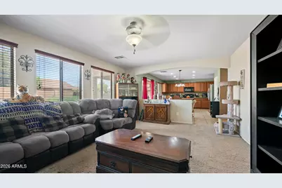 18182 W Desert Lane, Surprise, AZ 85388 - Photo 13