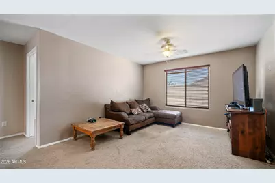 18182 W Desert Lane, Surprise, AZ 85388 - Photo 15