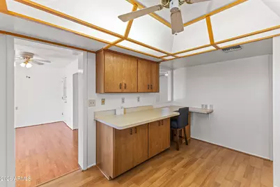 10201 W Andover Avenue, Sun City, AZ 85351 - Photo 11