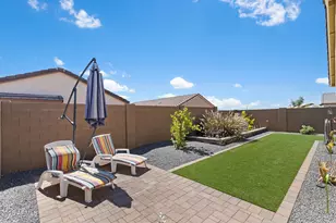 25055 N 174th Ln, Surprise, AZ 85387 - Photo 39