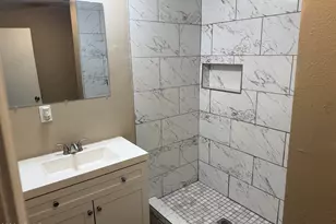 5929 W Mulberry Dr, Phoenix, AZ 85033 - Photo 21