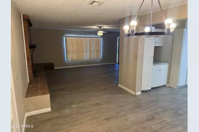5929 W Mulberry Drive, Phoenix, AZ 85033 - Photo 9