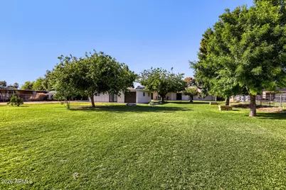4111 W Paradise Lane, Phoenix, AZ 85053 - Photo 27