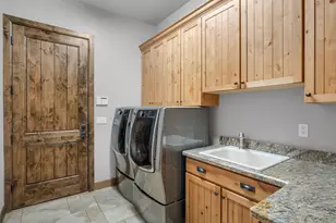 1927 E Bare Oak Loop, Flagstaff, AZ 86005 - Photo 23