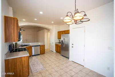 8203 W Tonto Lane, Peoria, AZ 85382 - Photo 15