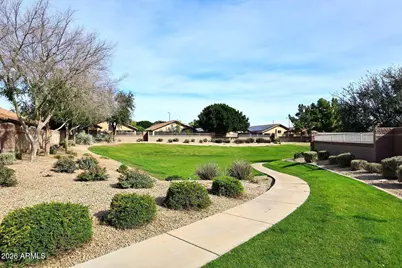 8203 W Tonto Lane, Peoria, AZ 85382 - Photo 15