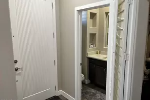 7445 E Eagle Crest Dr, Mesa, AZ 85207 - Photo 11