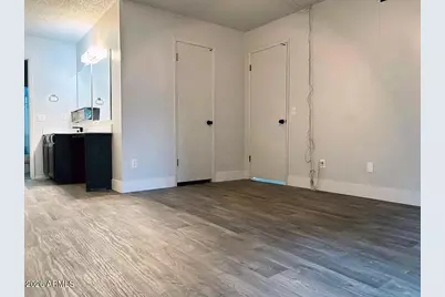 4766 W Palmaire Avenue, Glendale, AZ 85301 - Photo 5