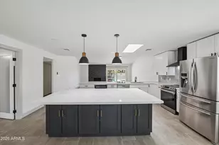 4446 E Coconino St, Phoenix, AZ 85044 - Photo 3