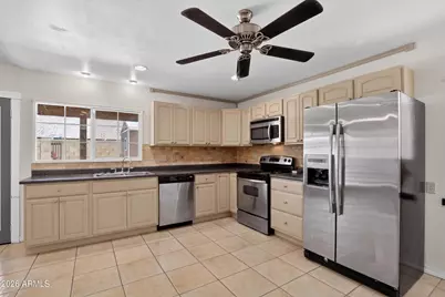 4610 W Laurie Lane, Glendale, AZ 85302 - Photo 5
