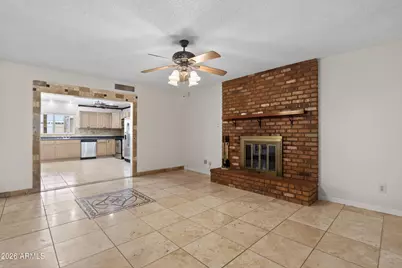 4610 W Laurie Lane, Glendale, AZ 85302 - Photo 3