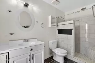 4610 W Laurie Ln, Glendale, AZ 85302 - Photo 7